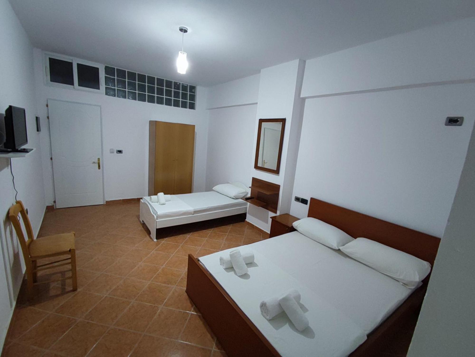 El Rio Apartments Sarandë Zimmer foto